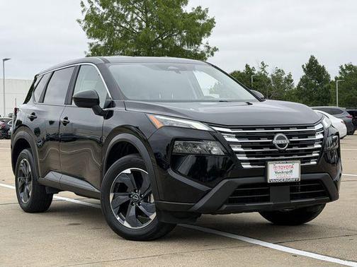Super Black 2025 Nissan Rogue SV