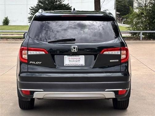 2020 Honda Pilot Touring 8-Passenger