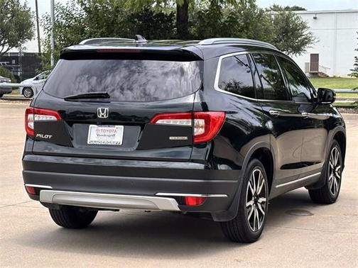 2020 Honda Pilot Touring 8-Passenger