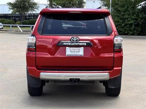 2023 Toyota 4Runner TRD Off Road