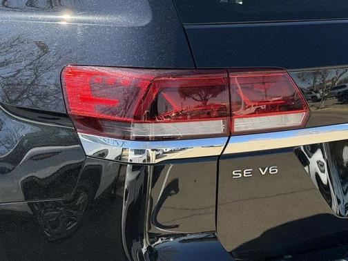 2023 Volkswagen Atlas 3.6L SE w/Technology