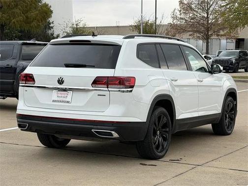 2022 Volkswagen Atlas 2.0T SE w/Technology 4MOTION