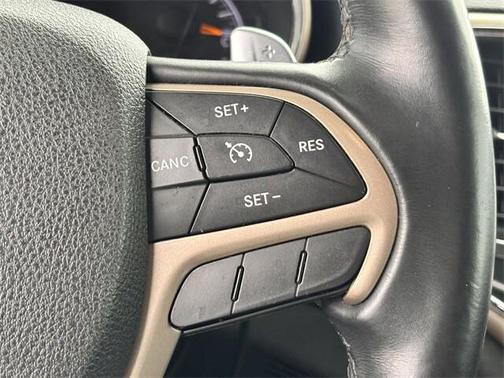 2017 Jeep Grand Cherokee Laredo