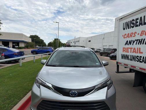 Celestial Silver 2024 Toyota Sienna XLE
