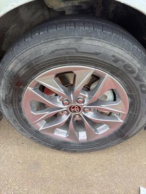 Celestial Silver 2024 Toyota Sienna XLE