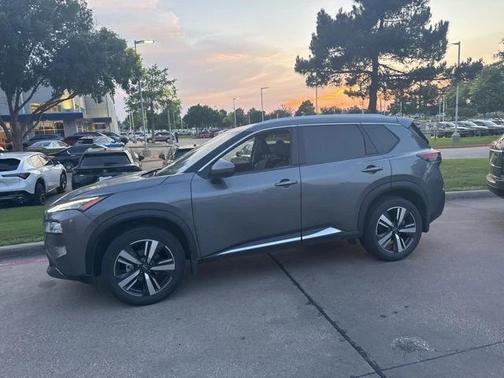 2023 Nissan Rogue SL