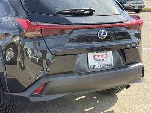 2022 Lexus UX 250h Base