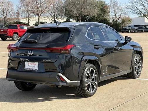 2022 Lexus UX 250h Base
