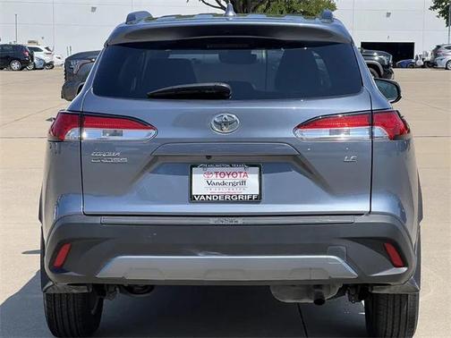 2022 Toyota Corolla Cross LE