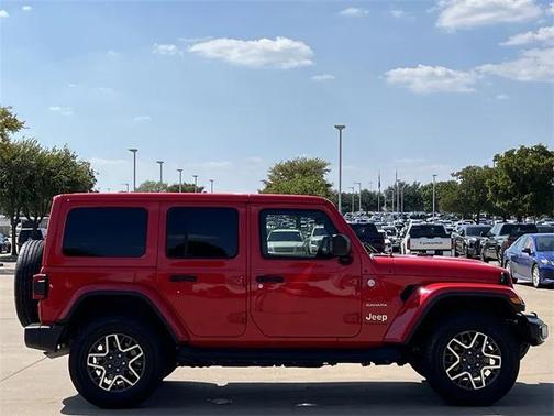 2024 Jeep Wrangler 4-Door Sahara 4x4