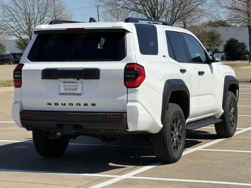 2025 Toyota 4Runner SR5