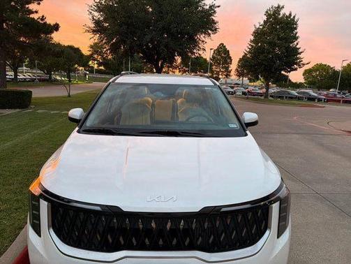 Snow White Pearl 2026 Kia Carnival Hybrid EX
