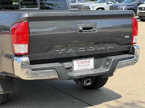 2017 Toyota Tacoma SR5
