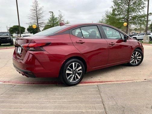 Scarlet Ember Tintcoat 2025 Nissan Versa 1.6 SV