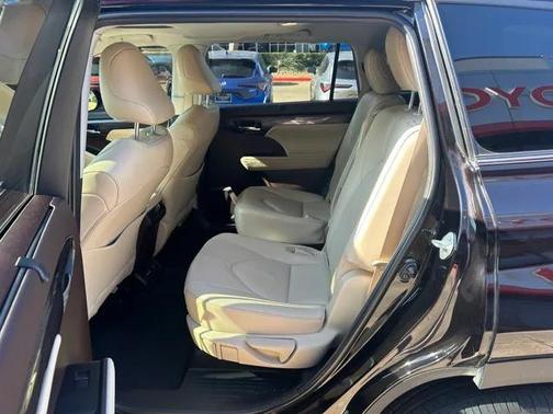 2020 Toyota Highlander Limited