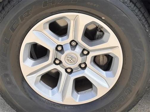 2020 Toyota 4Runner SR5