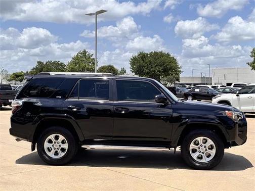 2020 Toyota 4Runner SR5