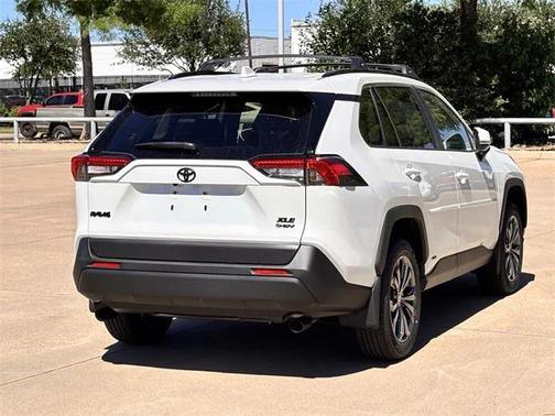 2025 Toyota RAV4 Hybrid XLE Premium