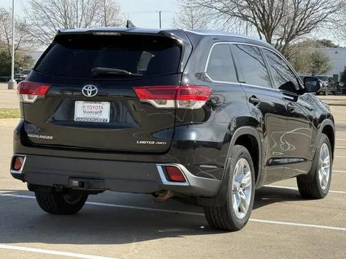 2017 Toyota Highlander Limited