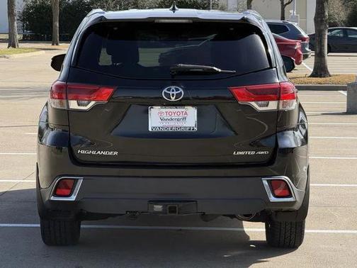 2017 Toyota Highlander Limited