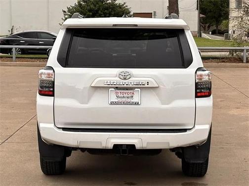 2023 Toyota 4Runner SR5
