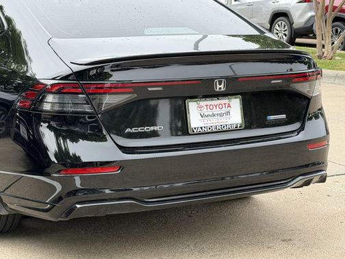 Crystal Black Pearl 2024 Honda Accord Hybrid Sport-L