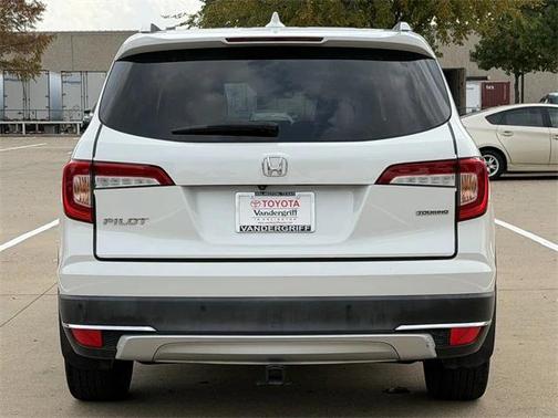 2020 Honda Pilot Touring 8-Passenger