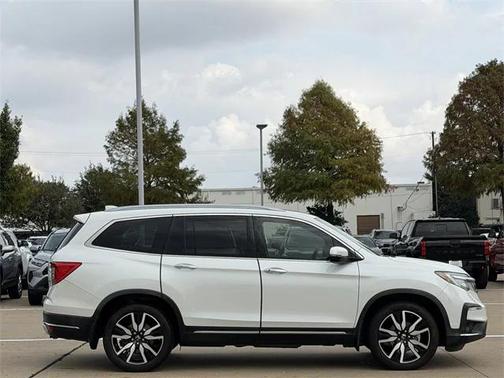 2020 Honda Pilot Touring 8-Passenger