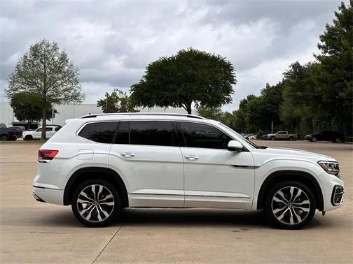 2022 Volkswagen Atlas 3.6L SEL Premium
