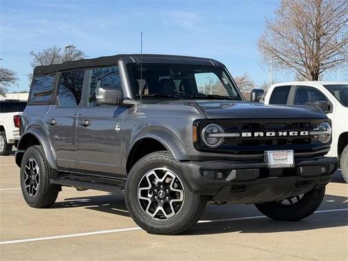 2022 Ford Bronco Outer Banks