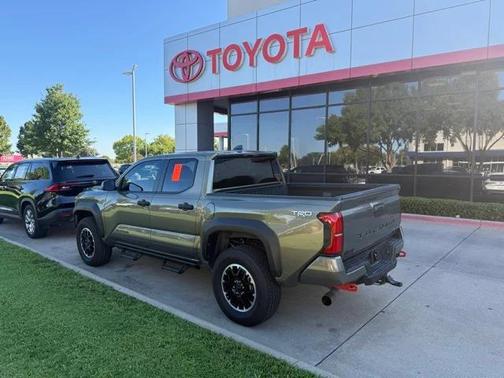 2025 Toyota Tacoma TRD Off Road