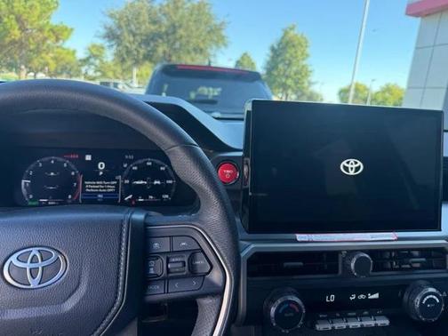 2025 Toyota Tacoma TRD Off Road