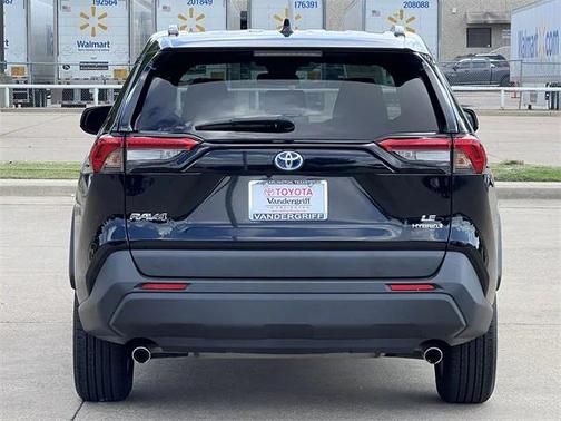 2022 Toyota RAV4 Hybrid LE