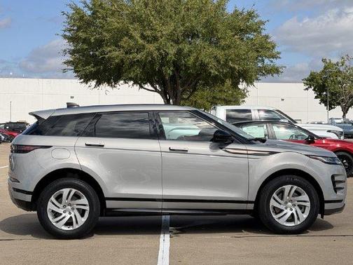 Seoul Pearl Silver Metallic 2023 Land Rover Range Rover Evoque R-Dynamic S