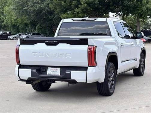 2022 Toyota Tundra Hybrid Platinum