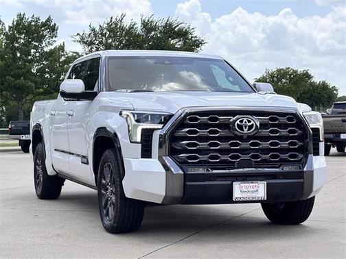 2022 Toyota Tundra Hybrid Platinum