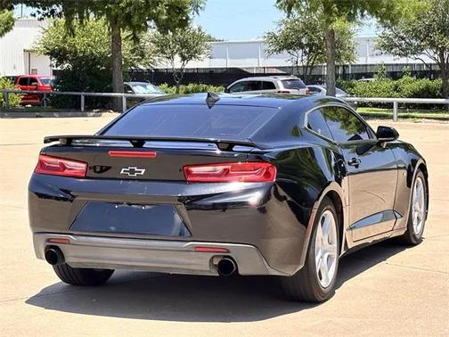 2017 Chevrolet Camaro 1LT