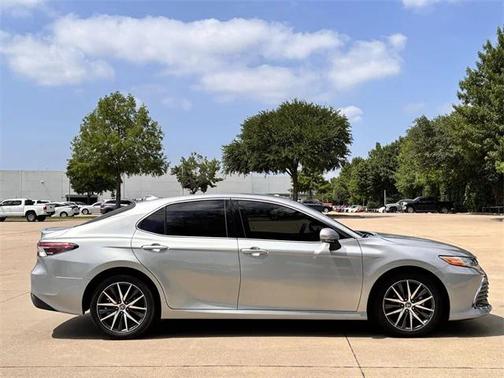 2024 Toyota Camry XLE