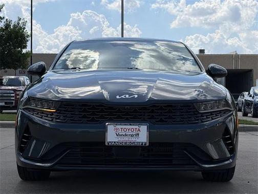 2022 Kia K5 EX