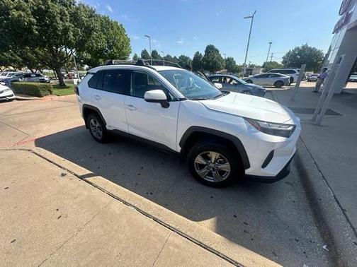 2023 Toyota RAV4 Hybrid XLE