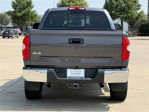 2016 Toyota Tundra SR5
