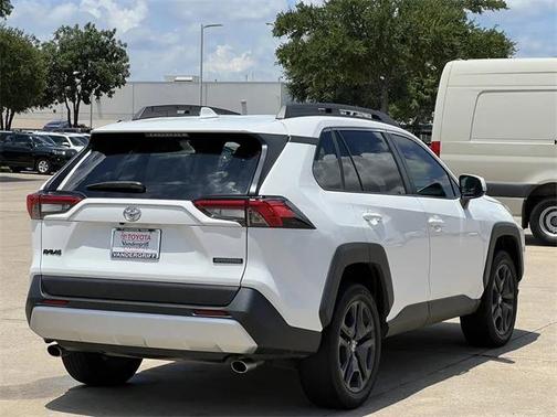 2023 Toyota RAV4 Adventure