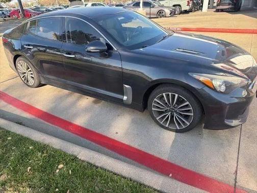 2019 Kia Stinger Base