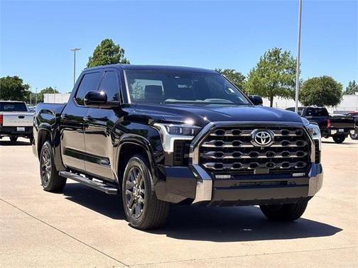 2023 Toyota Tundra Platinum