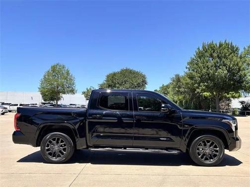2023 Toyota Tundra Platinum