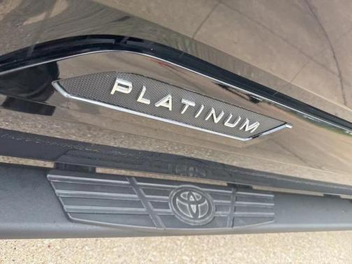 2023 Toyota Tundra Platinum