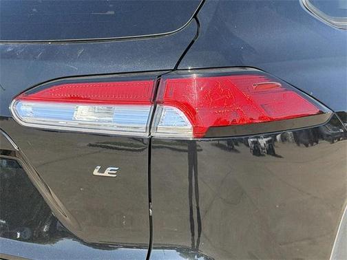 2025 Toyota Corolla Cross LE