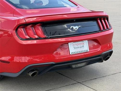 2021 Ford Mustang EcoBoost Premium