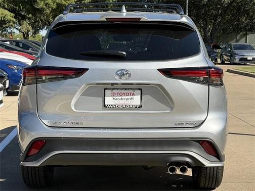 2025 Toyota Highlander XSE