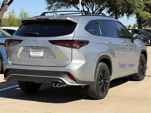 2025 Toyota Highlander XSE